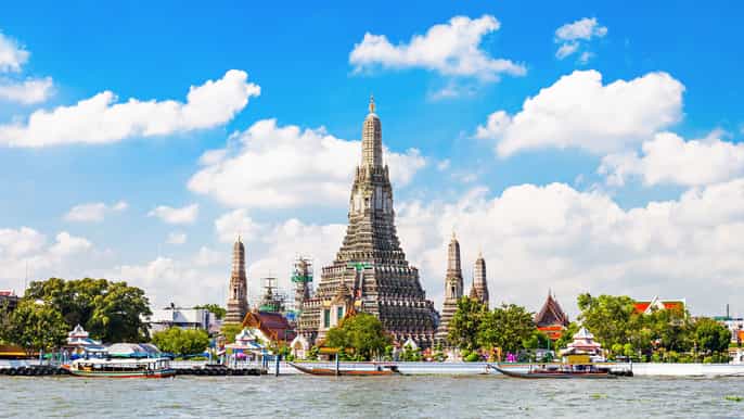 bangkok visite des temples historiques et bar sur le toit au coucher du soleil