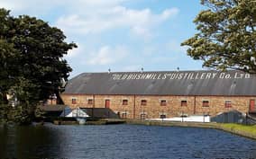 Belfast: Giant's Causeway and Bushmills Whiskey Tour