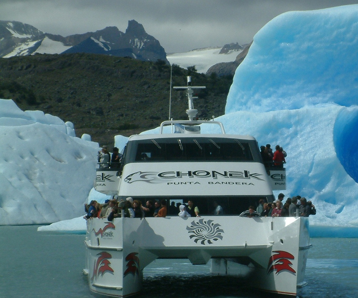 El Calafate: Todo Glaciares Boat Trip
