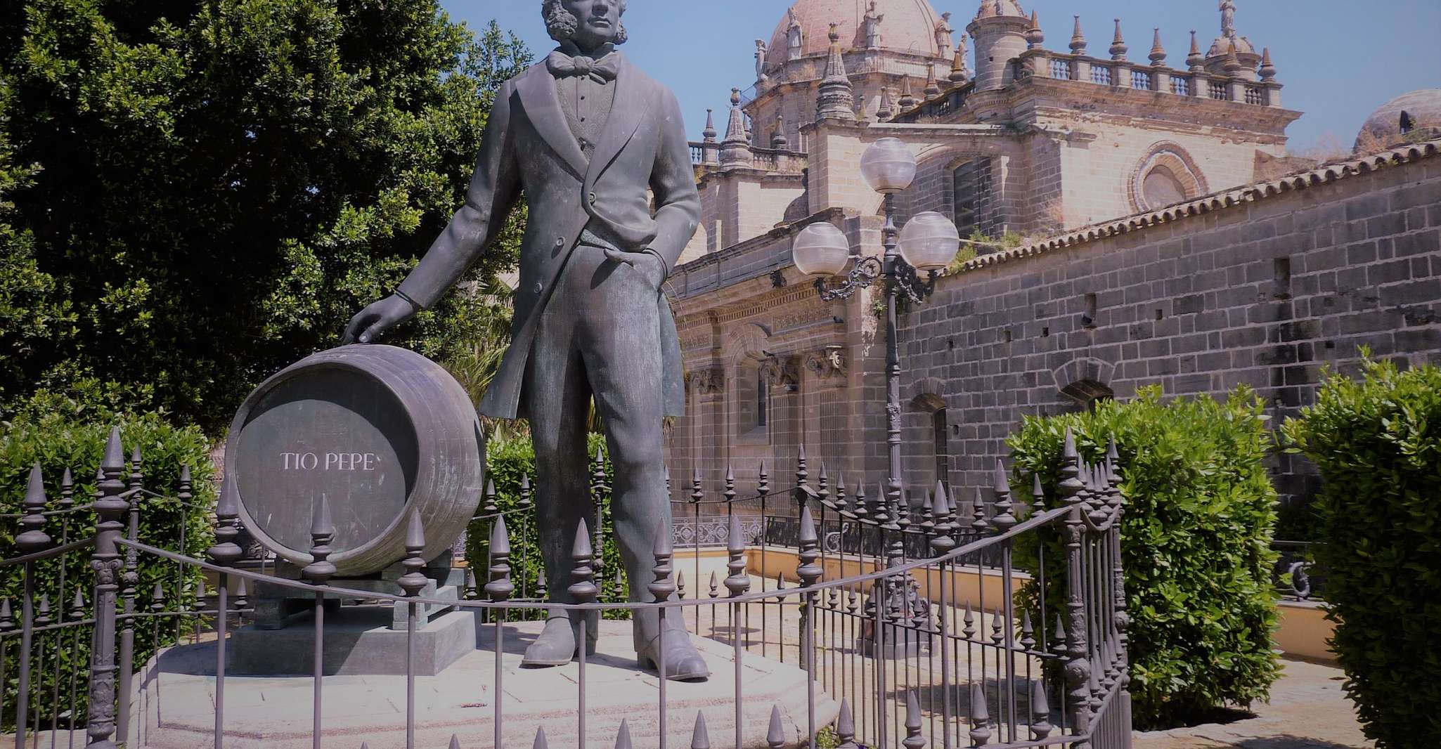 From Seville: Cadiz and Jerez de la Frontera Day Trip photo 6