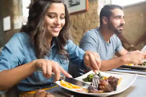 Varsóvia: Excursão particular com comida tradicional polaca e passeios turísticos