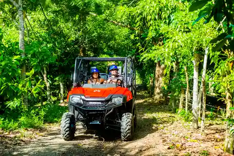 Desde Punta Cana: Aventura en buggy por la selva hasta el río Anamuya