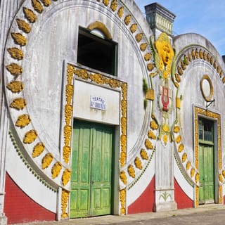 Martín García Island: Day Boat Trip and Guided Tour