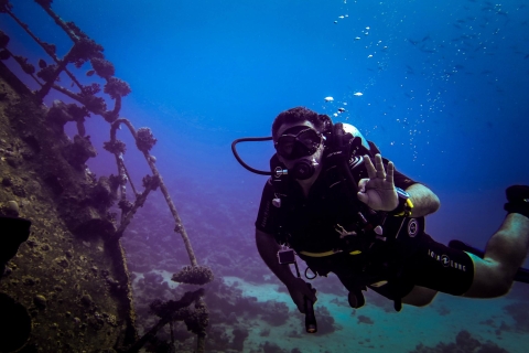 Hurghada: 1 or 2-Day Diving Package with Pickup and Meals 1-Day Package from Sahl Hasheesh