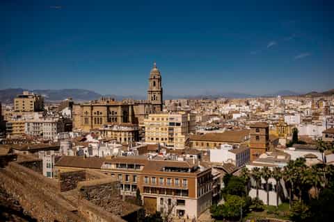 Málaga: 3-Hour Complete Walking Tour with Tickets