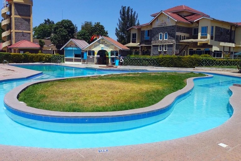Nairobi: 2-Day Lake Nakuru National Park Lodge Safari
