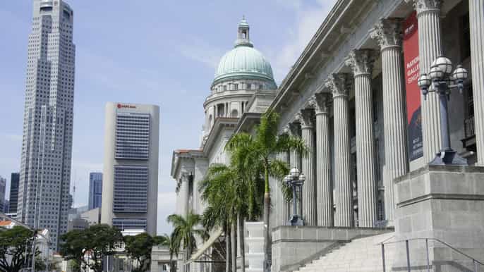 singapores old colonial district walking tour
