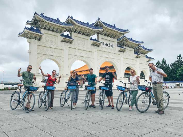 Taipei: Ultimate 8-Hour Cycling City Tour