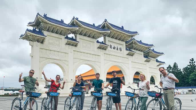 taipei ultimate 8hour cycling city tour