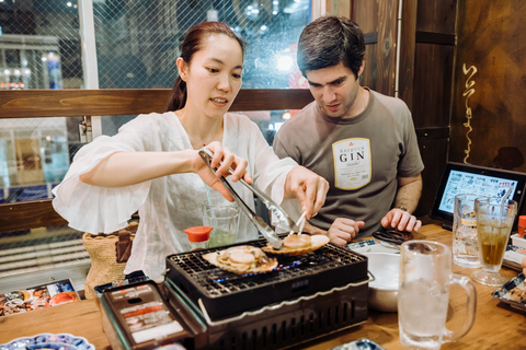 Tokyo: manger et boire en privé comme une visite localeTokyo: une demi-journée pour manger et boire comme un local