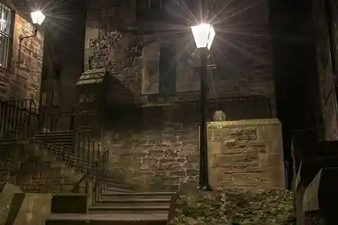 エディンバラ：2 時間の夜間ゴースト ツアー