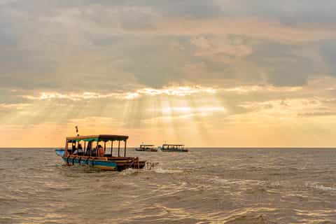 Siem Reap: pueblo flotante, Sunset Boat Tour y más