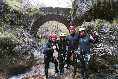 Desde Bovec: experiencia de barranquismo de nivel básico en Sušec