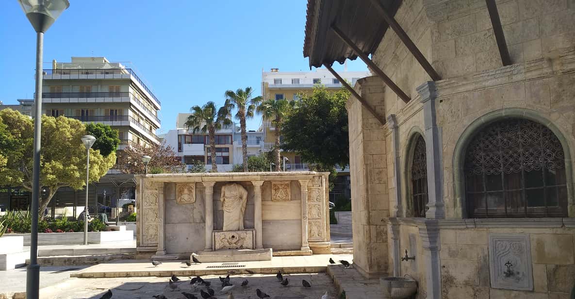 Heraklion: E-Bike Historical Sightseeing Tour & Greek Meze