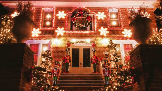 brooklyn private customized holiday tour with warm drink