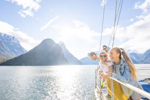 milford sound coach nature cruise day trip from te anau