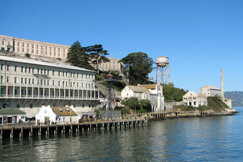 San Francisco: Alcatraz Island &amp; Chinatown Walking TourSan Francisco: Alcatraz Island &amp; Guided Tour of Chinatown