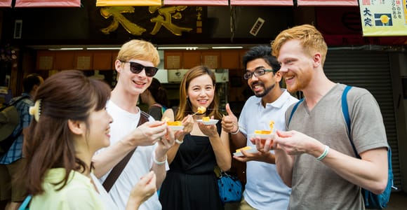 Tokio: Tsukiji-Fischmarkt-Streetfood-Tour mit Verkostung