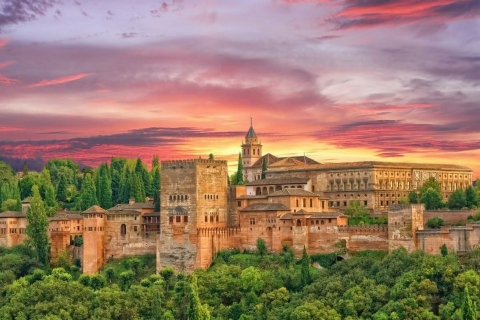 Granada: excursie Alhambra en Generalife-tuinenGranada: middagrondleiding door Alhambra en Generalifetuinen