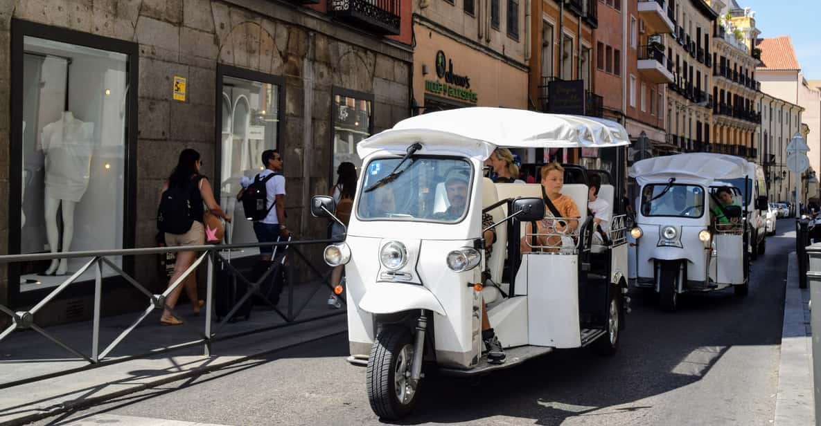Madrid: tour in tuk-tuk per un massimo di 4 persone