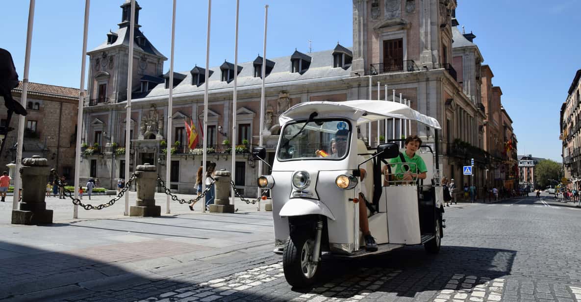 Madrid: tour in tuk-tuk per un massimo di 4 persone