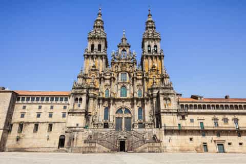 Santiago de Compostela: Full-Day Tour from Braga & Guimarães