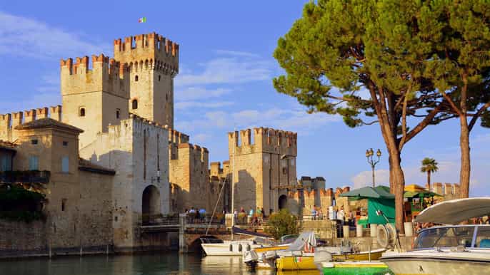 gardasjøen sirmione peninsula boat tour