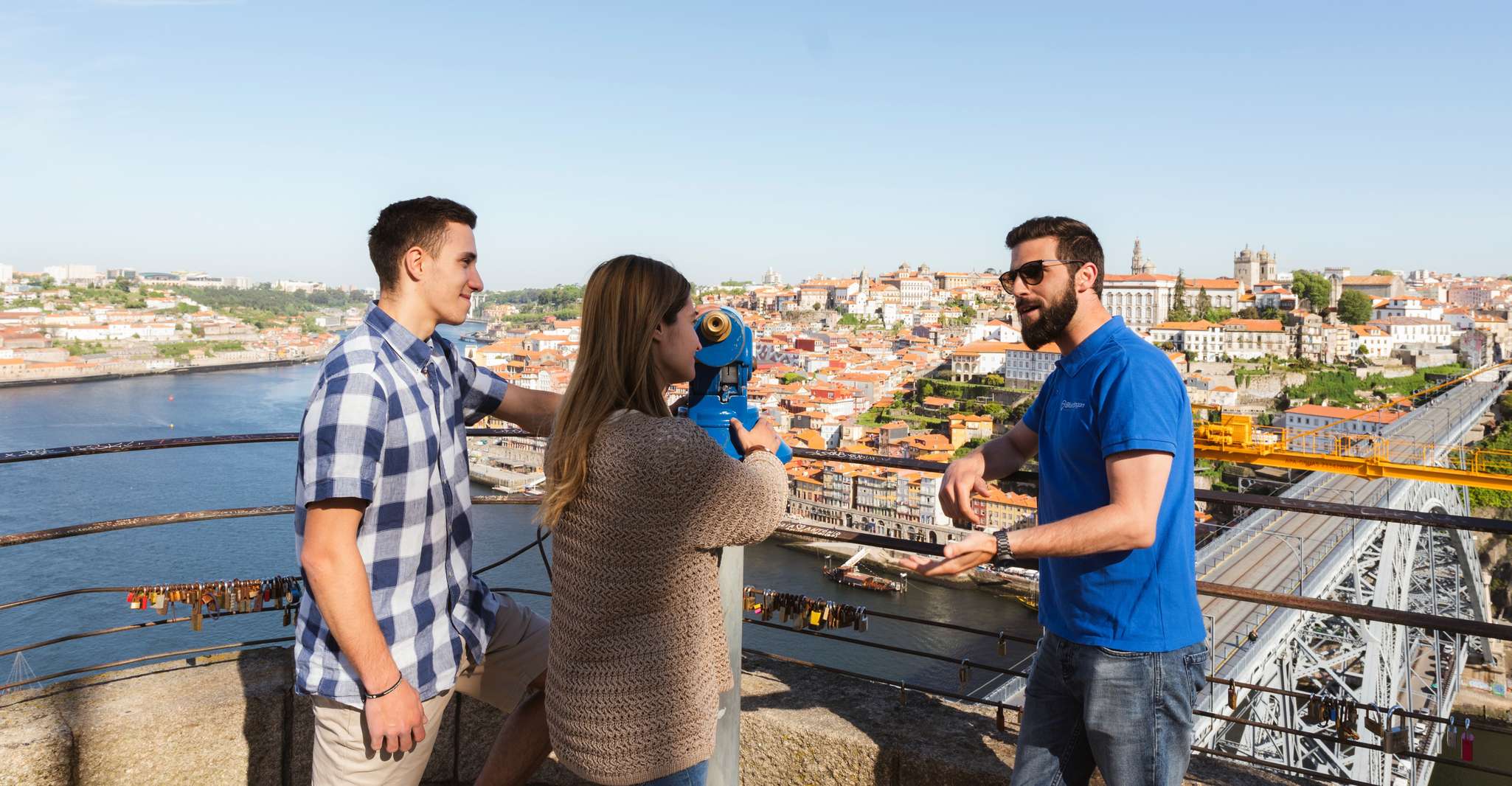 Porto, visite guidée de la vieille ville de 3 heures et de la rivière - Hizvo