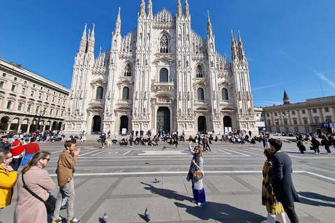 Milan: Guided Cathedral Tour with Rooftop Terraces Access