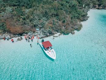 Trou d'Eau Douce : Aventure des 5 îles du Sud-Est