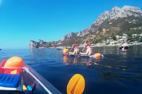 Marina del Cantone: 1,5 timmars tur i en genomskinlig kajak