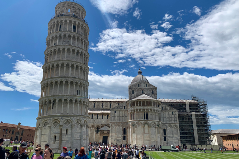 From La Spezia: Round-Trip to Pisa Cruise Shore Excursion Transfer and City Walking Tour in Pisa