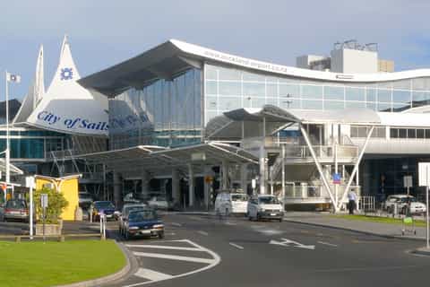 Auckland: Private Door-to-Door Transfer Service