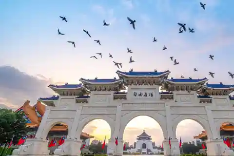 Taipei: Private Car Charter Tour