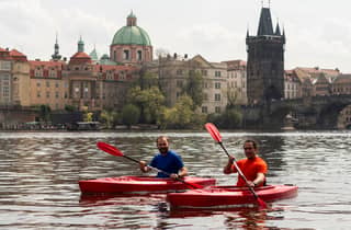 Prag: Kajaktour auf der Moldau mit Guide