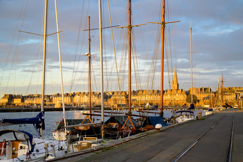 巴黎：圣米歇尔山和圣马洛 2 日游