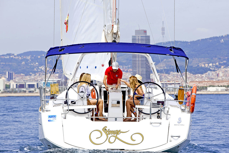 Barcelona: 2-Hour Mediterranean Sailing Tour