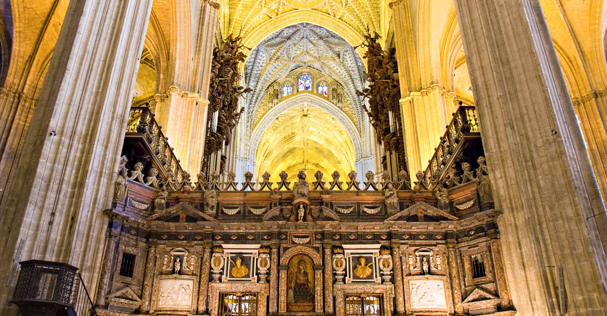 Seville, Cathedral and Giralda Tower Guided Tour and Tickets - Housity