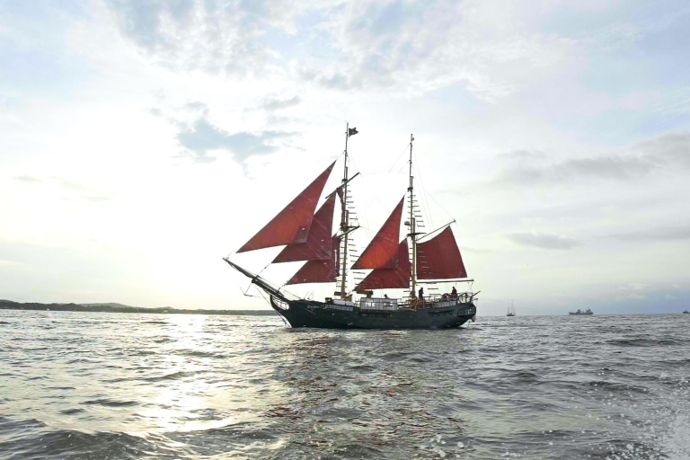 De Carthagène: voyage sur la plage de l'île sur un bateau pirate et déjeuner