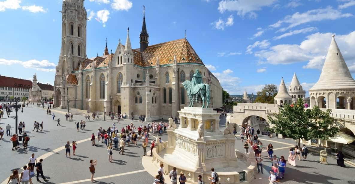 Budapest: 4-Hour Guided Bus Tour with River Cruise