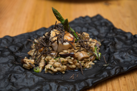 Barcelona: Wine and Tapas Tour for Lovers of Spanish Food