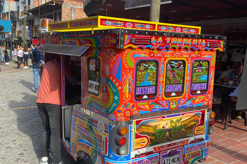 جولة غواتابي: ألتو ديل تشوتشو، وبيدرا ديل بينيول، والغداء، والمزيد