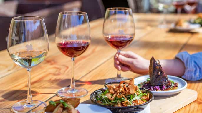 otago winery tour with gourmet wine foodpaired lunch