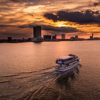 Atlantic City: Quiet Ocean Cruise With Happy Hour Options