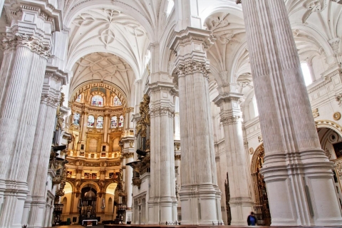 Granada: Centrum miasta, katedra, Capilla i Madraza TourGranada: Centrum miasta, Katedra, Capilla i Madraza Tour