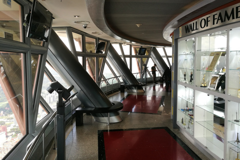 Kuala Lumpur: ticket combinado para las Torres Petronas y la Torre KLTorres Petronas y Torre KL: plataforma de observación y Sky Terrace