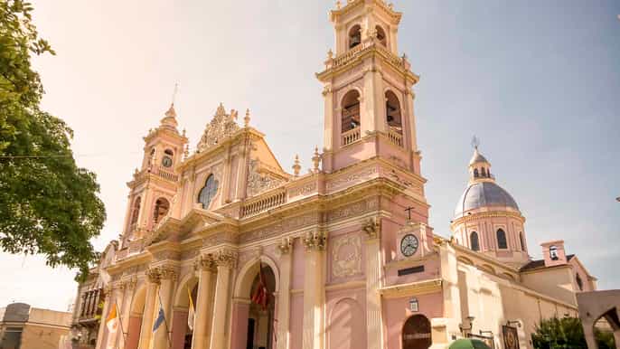 salta excursão de Ônibus turístico