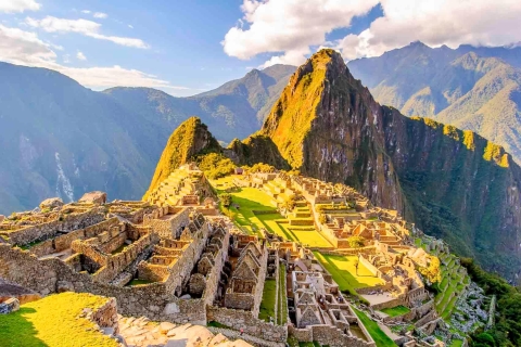 Machu Picchu: retourticket voor reis met de expeditietreinRetour Ollantaytambo naar Aguas Calientes 07:45/ 21:50 uur
