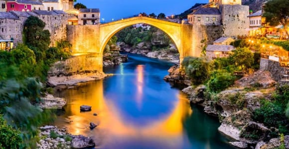 Von Dubrovnik aus: Tagestour nach Mostar und zum Kravica-Wasserfall Von Dubrovnik aus: Tagestour nach Mostar und zum Kravica-Wasserfall
