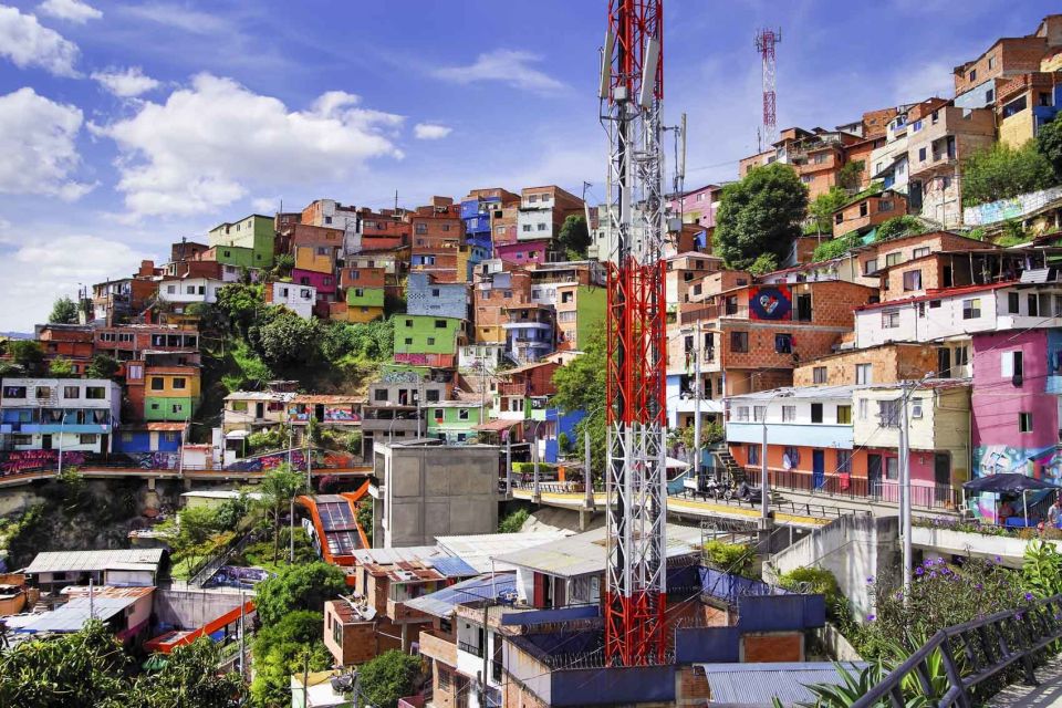 Medellín Comuna 13 District Tour With Cable Car Ride Getyourguide